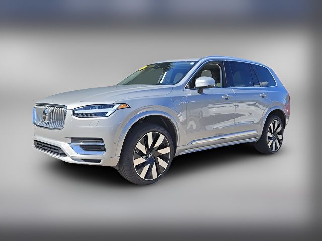 2023 Volvo XC90 Recharge Plug-In Hybrid Ultimate Bright Theme
