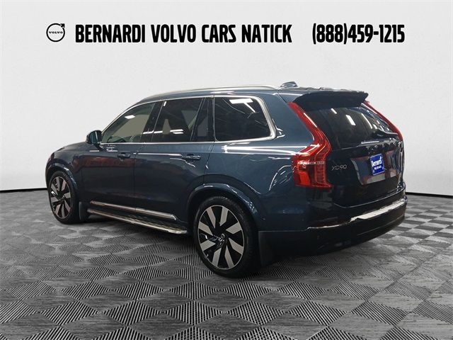 2023 Volvo XC90 Recharge Plug-In Hybrid Ultimate Bright Theme