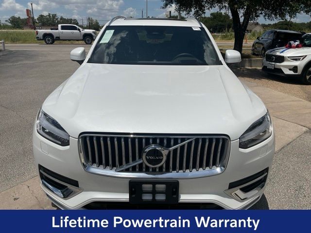 2023 Volvo XC90 Recharge Plug-In Hybrid Ultimate Bright Theme