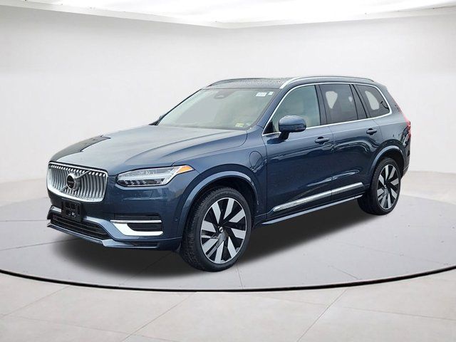 2023 Volvo XC90 Recharge Plug-In Hybrid Ultimate Bright Theme