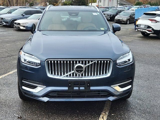 2023 Volvo XC90 Recharge Plug-In Hybrid Ultimate Bright Theme