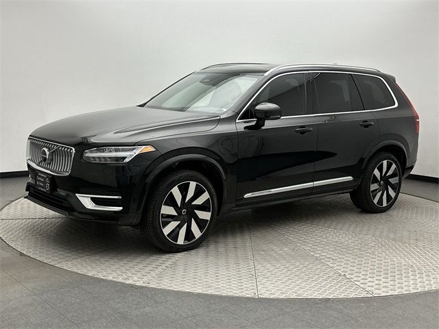 2023 Volvo XC90 Recharge Plug-In Hybrid Ultimate Bright Theme