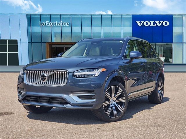 2023 Volvo XC90 Recharge Ultimate Bright Theme