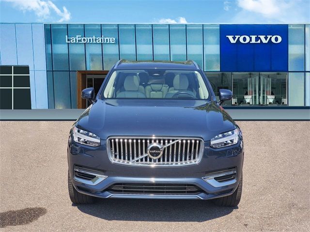2023 Volvo XC90 Recharge Ultimate Bright Theme