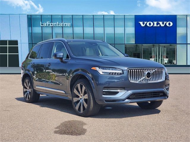 2023 Volvo XC90 Recharge Ultimate Bright Theme