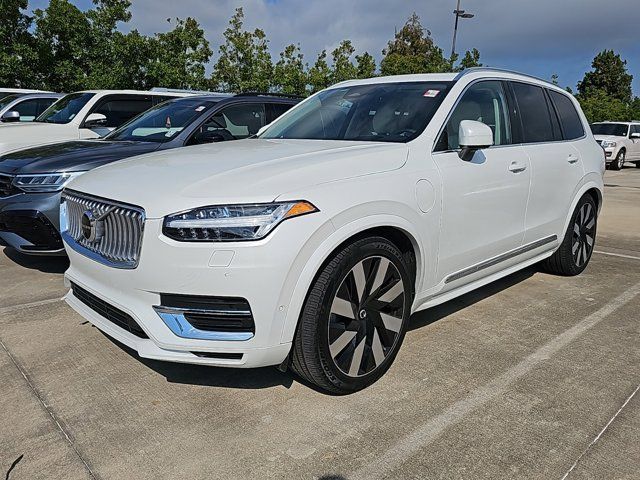 2023 Volvo XC90 Recharge Plug-In Hybrid Ultimate Bright Theme