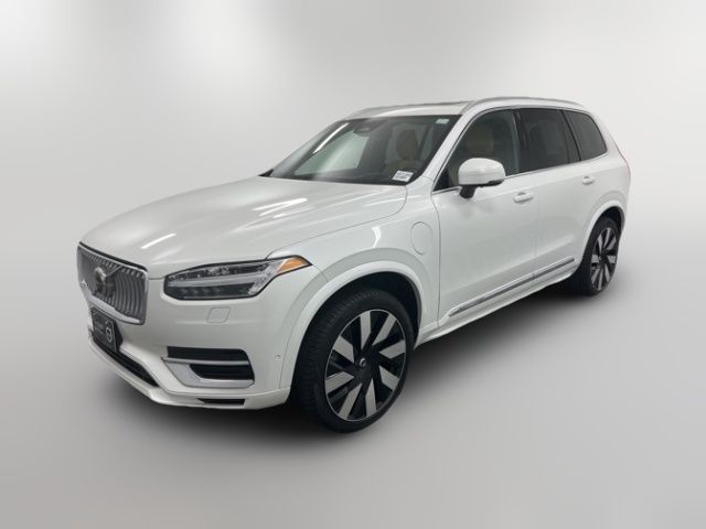 2023 Volvo XC90 Recharge Plug-In Hybrid Ultimate Bright Theme