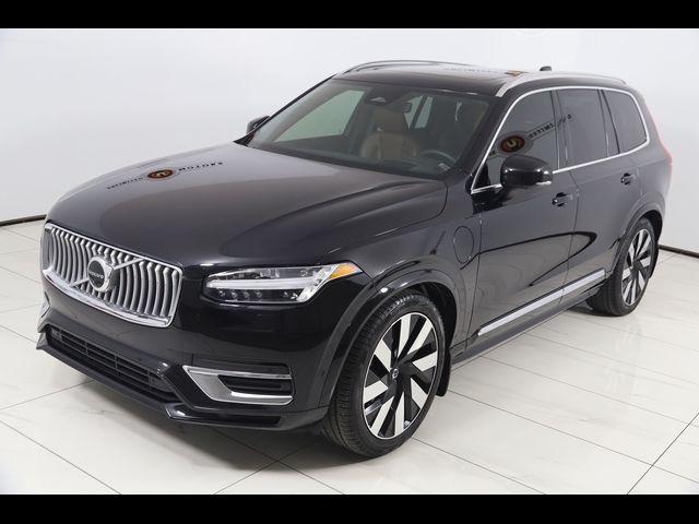 2023 Volvo XC90 Recharge Plug-In Hybrid Ultimate Bright Theme