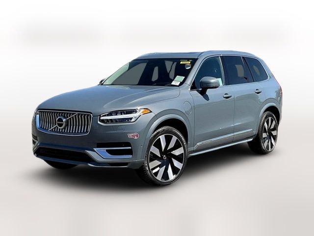 2023 Volvo XC90 Recharge Plug-In Hybrid Ultimate Bright Theme