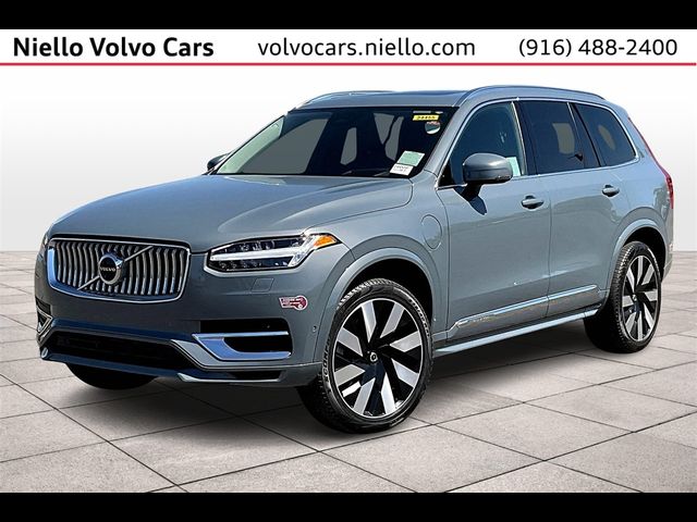 2023 Volvo XC90 Recharge Plug-In Hybrid Ultimate Bright Theme