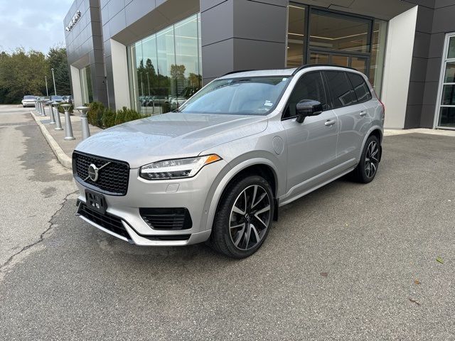 2023 Volvo XC90 Recharge Plug-In Hybrid Ultimate Dark Theme