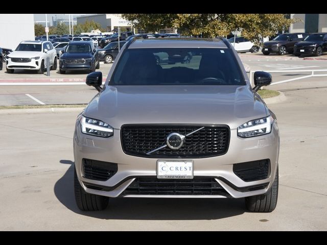 2023 Volvo XC90 Recharge Plug-In Hybrid Ultimate Dark Theme