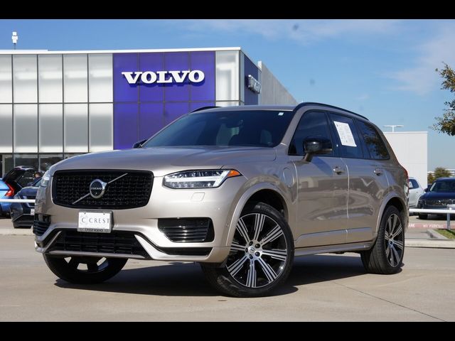 2023 Volvo XC90 Recharge Plug-In Hybrid Ultimate Dark Theme