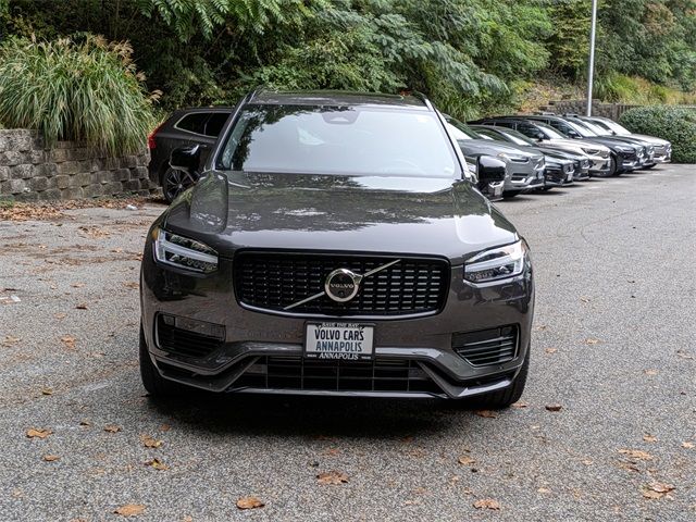 2023 Volvo XC90 Recharge Plug-In Hybrid Ultimate Dark Theme