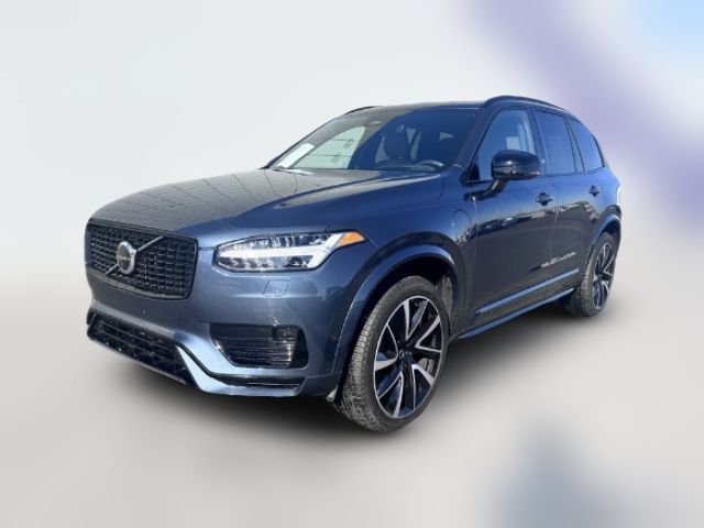 2023 Volvo XC90 Recharge Plug-In Hybrid Ultimate Dark Theme