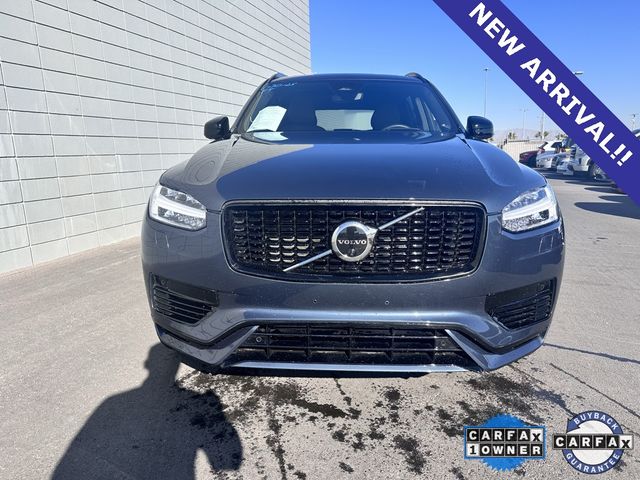 2023 Volvo XC90 Recharge Plug-In Hybrid Ultimate Dark Theme