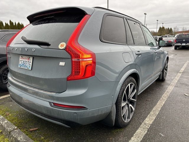 2023 Volvo XC90 Recharge Ultimate Dark Theme