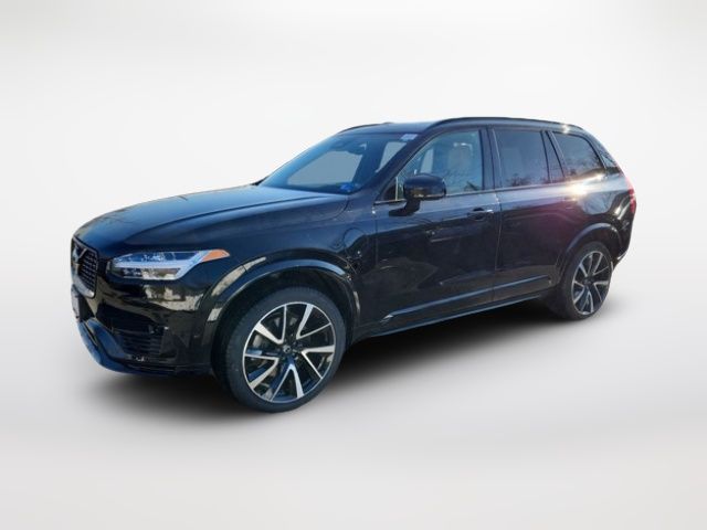 2023 Volvo XC90 Recharge Plug-In Hybrid Ultimate Dark Theme