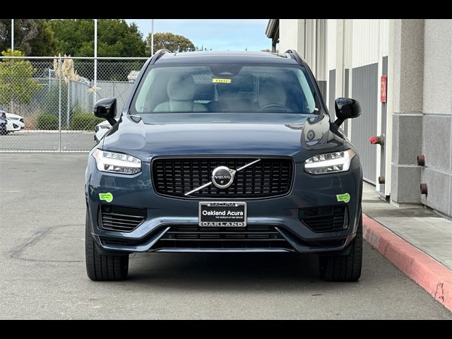 2023 Volvo XC90 Recharge Plug-In Hybrid Ultimate Dark Theme