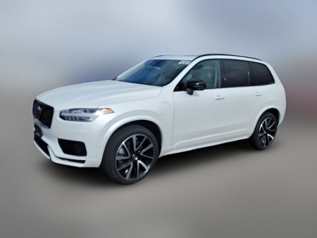 2023 Volvo XC90 Recharge Plug-In Hybrid Ultimate Dark Theme