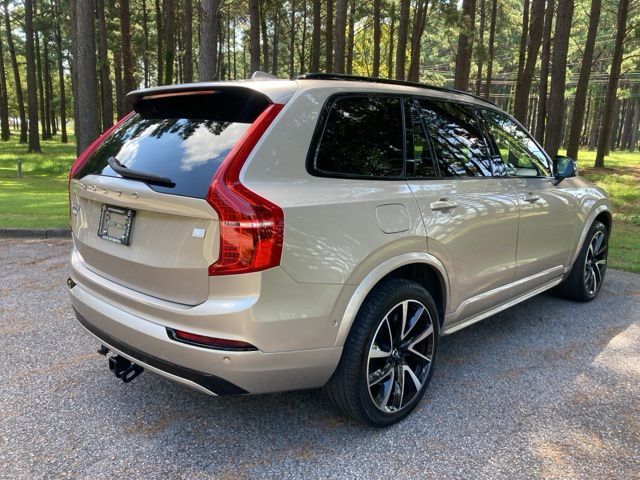 2023 Volvo XC90 Recharge Plug-In Hybrid Ultimate Dark Theme