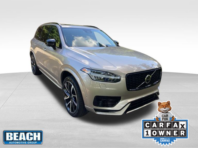 2023 Volvo XC90 Recharge Plug-In Hybrid Ultimate Dark Theme