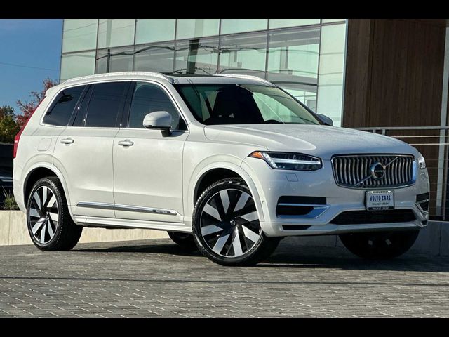 2023 Volvo XC90 Recharge Plug-In Hybrid Ultimate Bright Theme