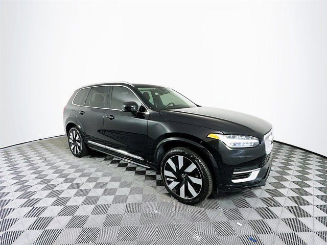 2023 Volvo XC90 Recharge Plug-In Hybrid Ultimate Bright Theme