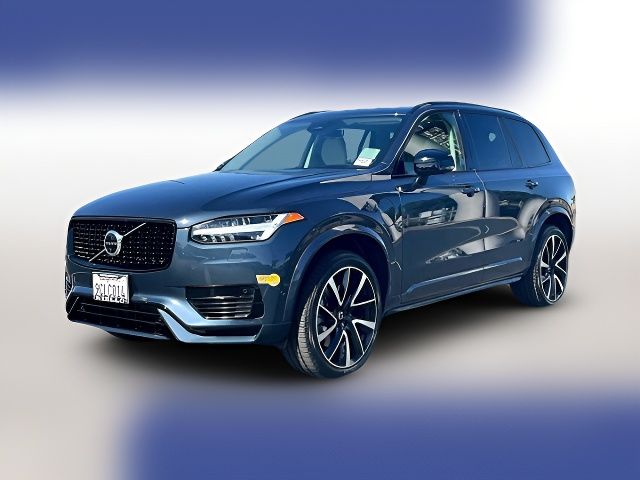 2023 Volvo XC90 Recharge Ultimate Dark Theme