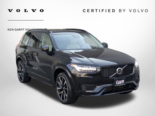 2023 Volvo XC90 Recharge Plug-In Hybrid Ultimate Dark Theme