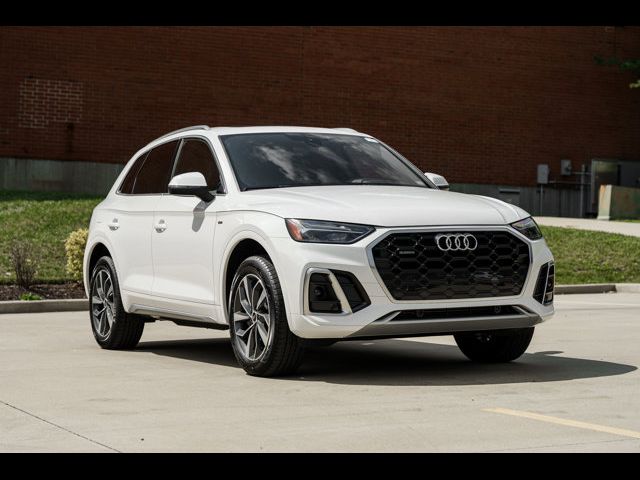 2024 Audi Q5 S Line Premium