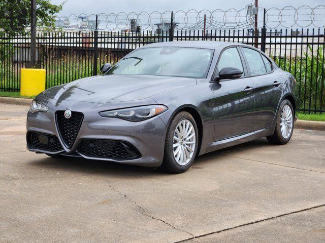 2024 Alfa Romeo Giulia Base