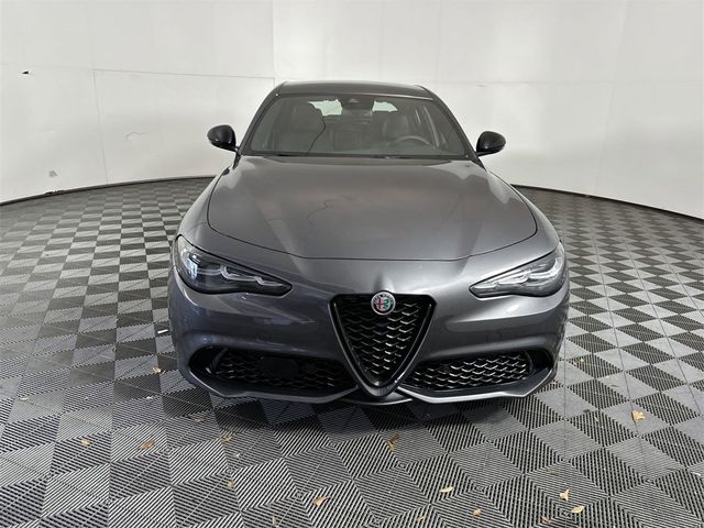 2024 Alfa Romeo Giulia Base