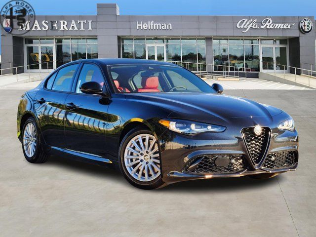 2024 Alfa Romeo Giulia Base