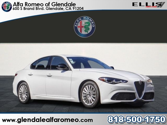 2024 Alfa Romeo Giulia Base