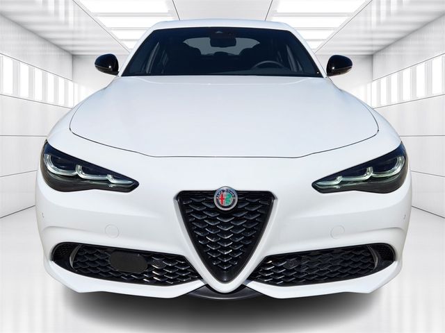 2024 Alfa Romeo Giulia Base