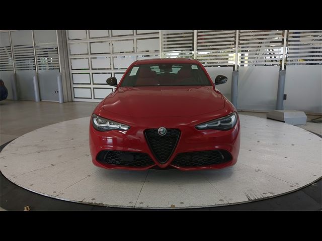 2024 Alfa Romeo Giulia Base