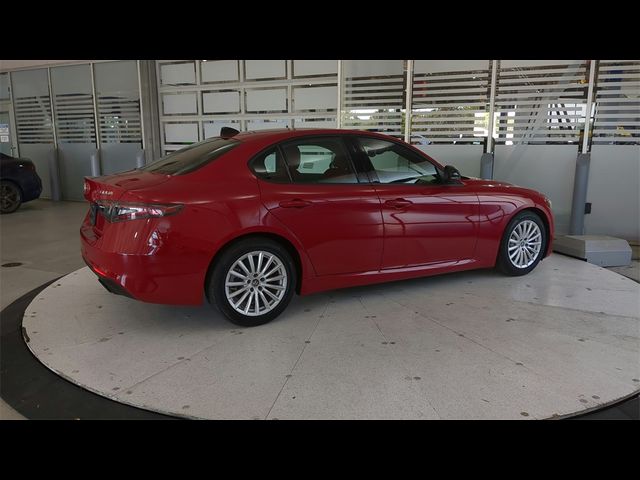 2024 Alfa Romeo Giulia Base