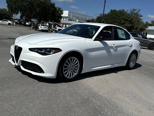 2024 Alfa Romeo Giulia Base