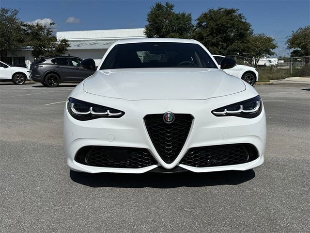 2024 Alfa Romeo Giulia Base