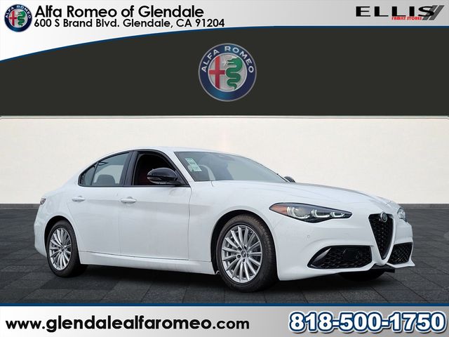 2024 Alfa Romeo Giulia Base