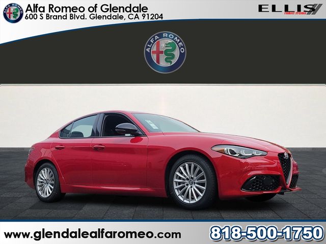 2024 Alfa Romeo Giulia Base