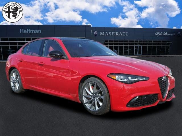 2024 Alfa Romeo Giulia Base