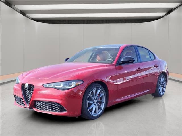 2024 Alfa Romeo Giulia Base