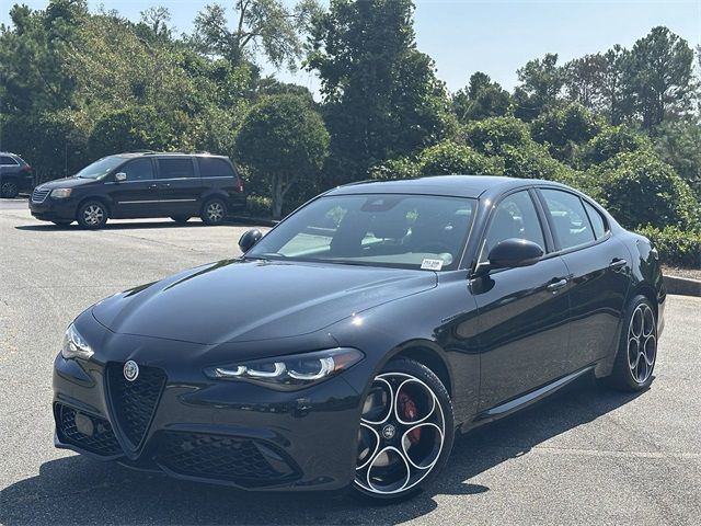 2024 Alfa Romeo Giulia Competizione