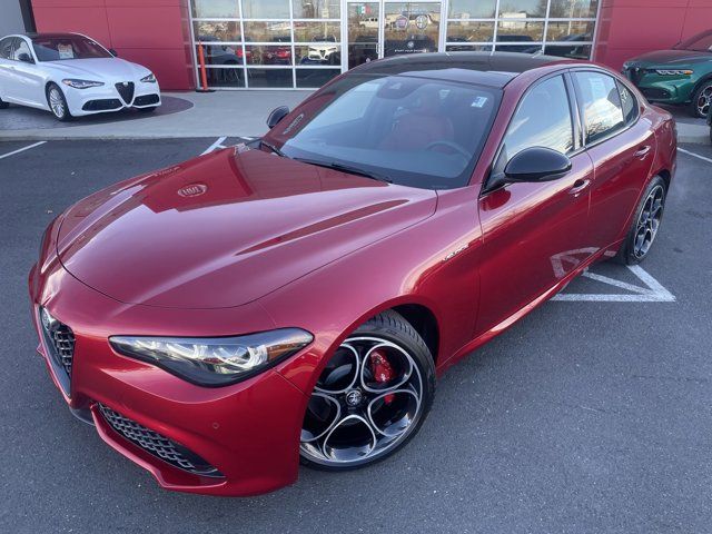 2024 Alfa Romeo Giulia Veloce