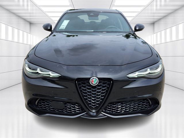 2024 Alfa Romeo Giulia Competizione