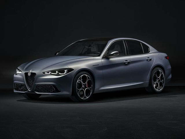 2024 Alfa Romeo Giulia Competizione