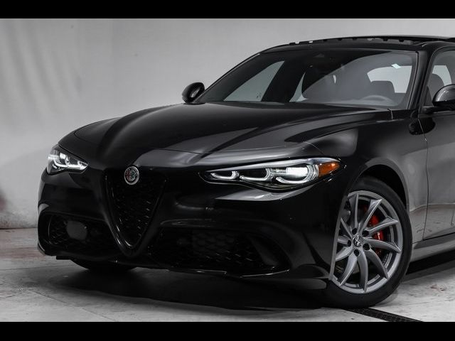 2024 Alfa Romeo Giulia Base