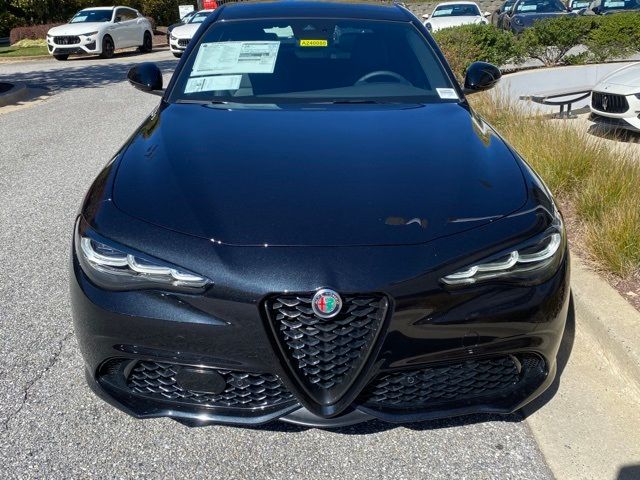 2024 Alfa Romeo Giulia Base